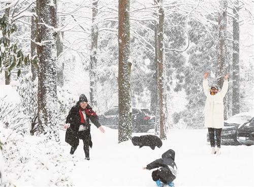  今天雨雪继续 注意防寒保暖