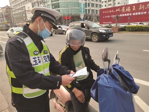  玉环楚门交警中队：打造“枫桥式交警”为民新样板