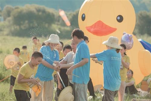  第十二届候鸟夏令营快乐闭营