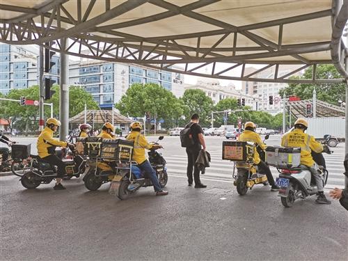  城市“奔跑者”，让台州街景更文明